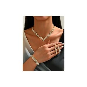 Elegant Gold and Silver Women's Jewelry Set